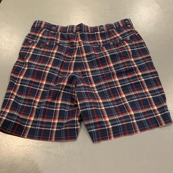 brooks brothers bermuda shorts - Picture 3 of 3